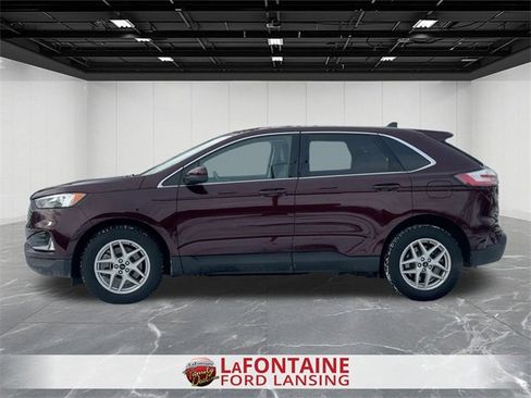 Used 2024 Ford Edge SEL w/ Convenience Package image 2