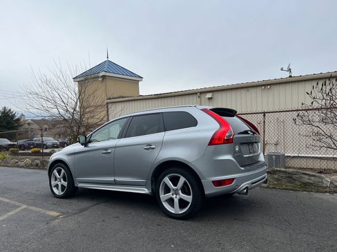 Used 2012 Volvo XC60 T6 R-Design image 4