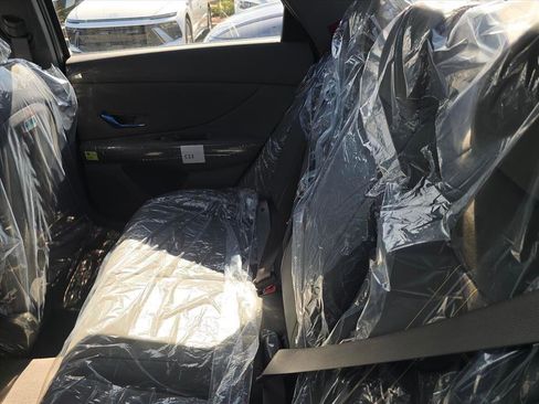 New 2026 Hyundai Elantra Sport image 10