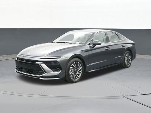 Used 2024 Hyundai Sonata Limited image 5