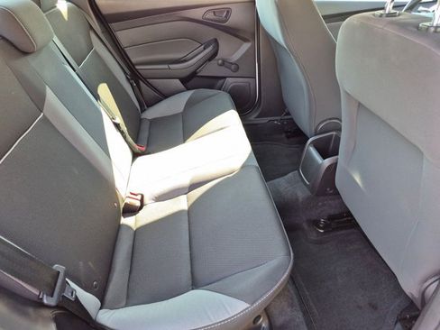 Used 2014 Ford Focus S FWD image 17