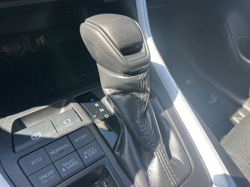 Used 2024 Toyota RAV4 LE image 15