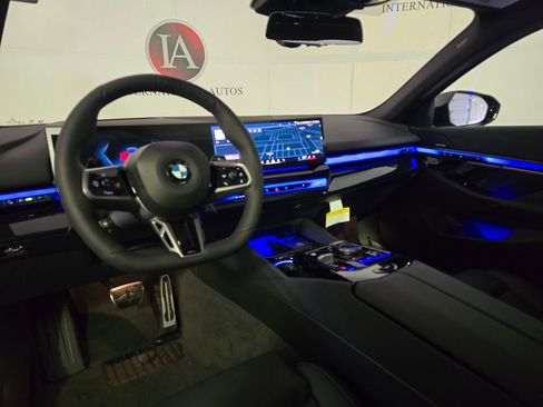 New 2026 BMW 530i xDrive w/ M Sport Package image 13