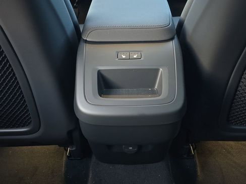 New 2026 Volvo XC60 B5 Plus w/ Climate Package AWD/4WD image 24