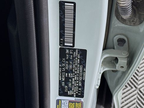 Used 2025 Kia K4 LXS image 12