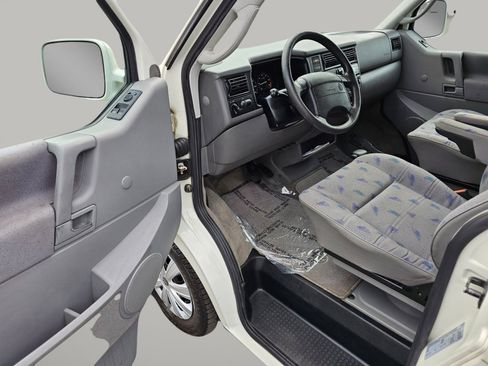 Used 1997 Volkswagen Eurovan Camper image 15