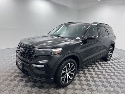 Used 2022 Ford Explorer ST-Line image 3