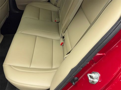 Used 2018 Acura TLX V6 image 39