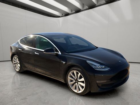 Used 2018 Tesla Model 3 Long Range AWD/4WD image 7