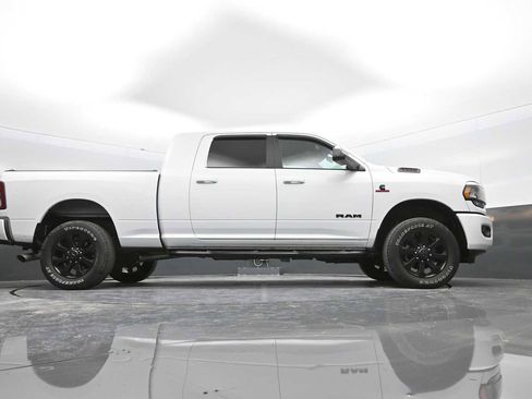 Used 2022 RAM 3500 Big Horn w/ Night Edition image 41