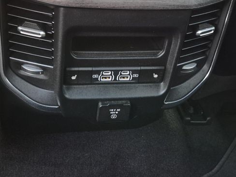 Used 2025 RAM 1500 Laramie w/ Laramie Southwest Edition AWD/4WD image 16