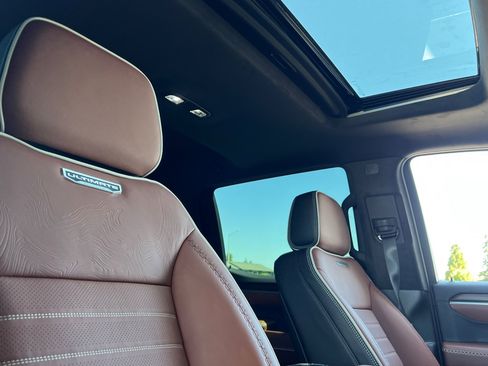 Used 2025 GMC Sierra 1500 Denali Ultimate image 16