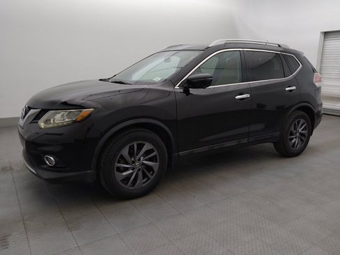Used 2016 Nissan Rogue SL w/ SL Premium Package FWD image 2