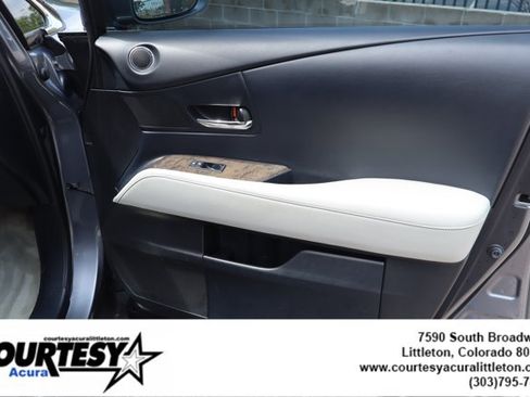 Used 2013 Lexus RX 450h AWD w/ Navigation Pkg image 36