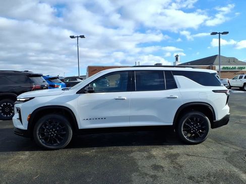 New 2026 Chevrolet Traverse LT w/ Enhanced Driving Package AWD/4WD image 2