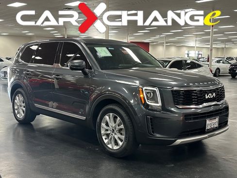 Used 2022 Kia Telluride LX image 1