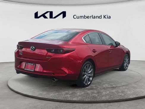 Used 2024 MAZDA MAZDA3 s FWD image 5
