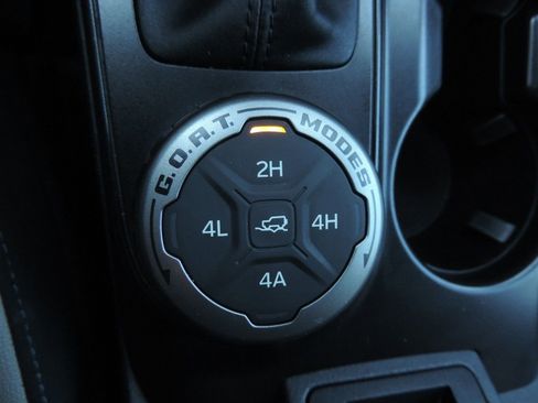 Used 2022 Ford Bronco Wildtrak image 25