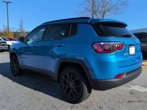 New 2026 Jeep Compass Latitude image 6