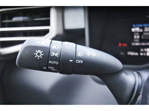 Used 2026 Toyota Tundra Platinum AWD/4WD image 17