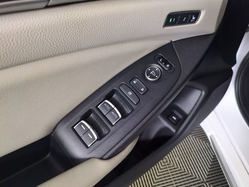 Used 2019 Honda Accord EX-L image 11