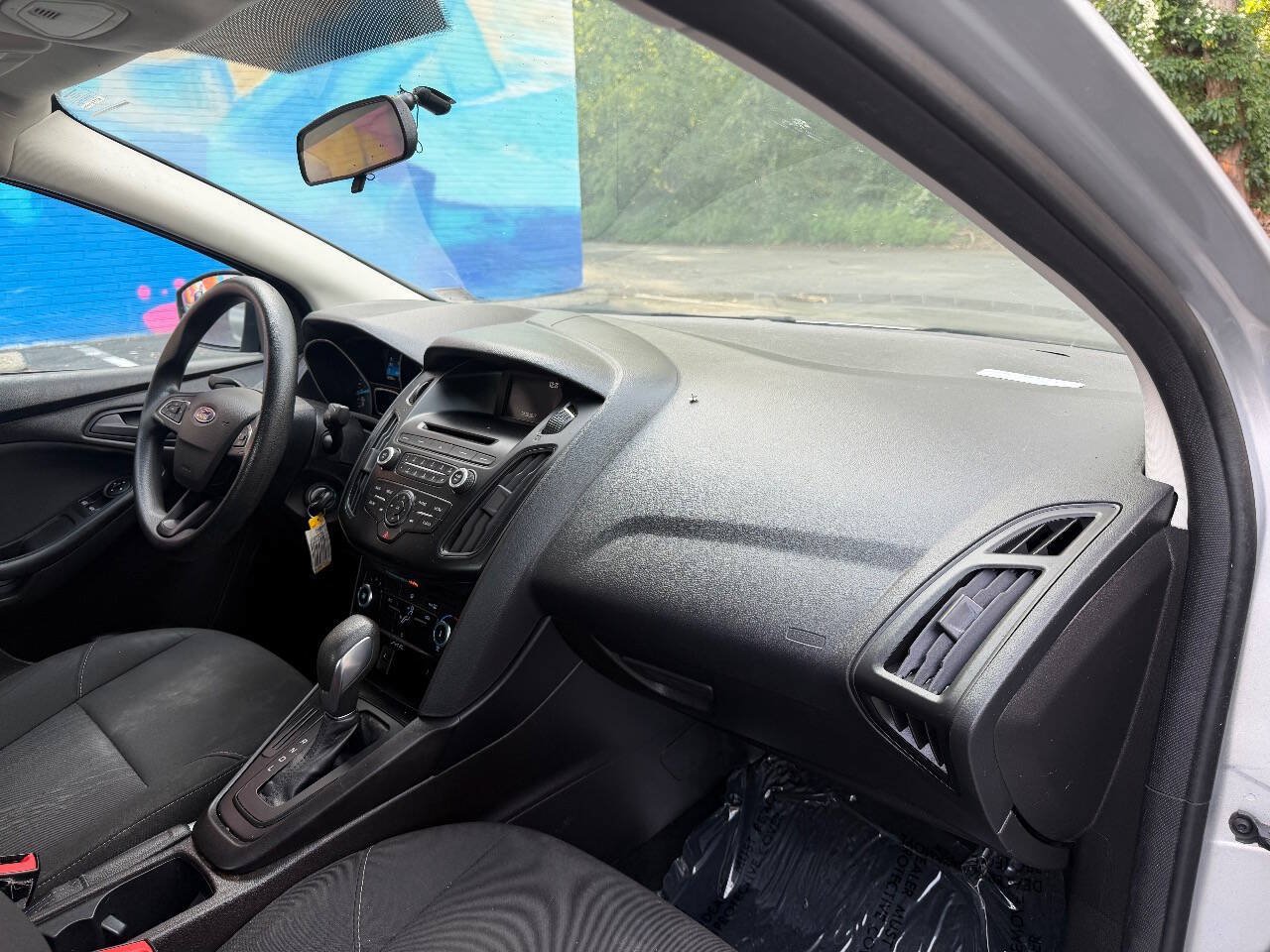 Used 2017 Ford Focus S FWD image 19