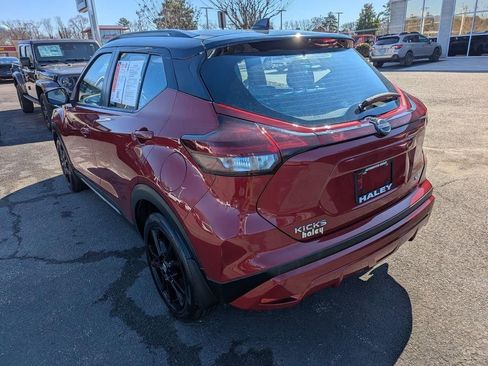 Used 2023 Nissan Kicks SR w/ SR Premium Package image 5
