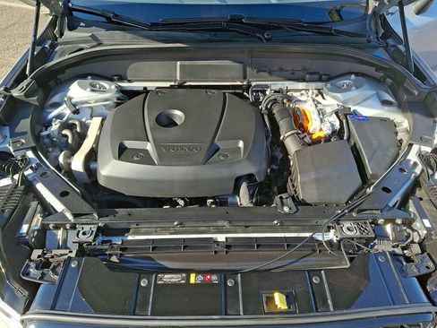 Used 2024 Volvo XC60 T8 Ultimate w/ Protection Package Premier image 26