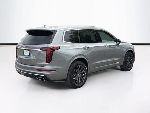 Certified 2024 Cadillac XT6 Premium Luxury w/ Technology Package FWD image 5
