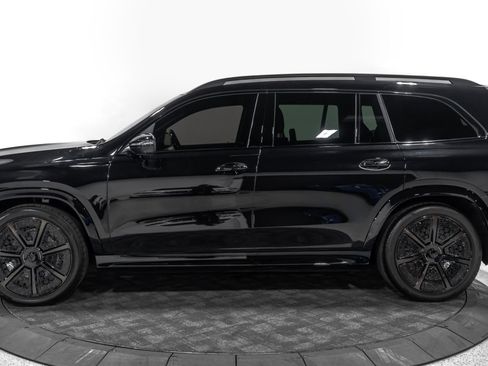 Used 2025 Mercedes-Benz Maybach GLS 600 4MATIC image 5