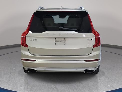 Used 2018 Volvo XC90 T6 Momentum w/ Convenience Package AWD/4WD image 7