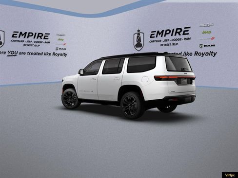 New 2026 Jeep Grand Wagoneer Summit image 5