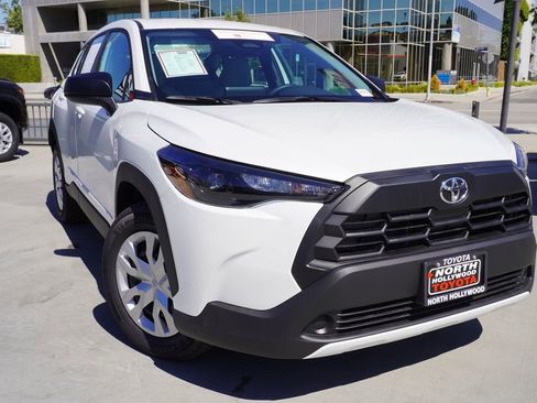 Certified 2026 Toyota Corolla Cross L image 2