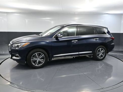 Used 2020 INFINITI QX60 Luxe w/ Essential Package FWD image 11