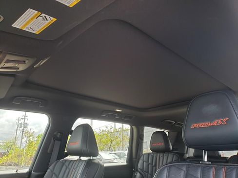 Certified 2025 Nissan Armada PRO-4X w/ Pro-4X Premium Package AWD/4WD image 26