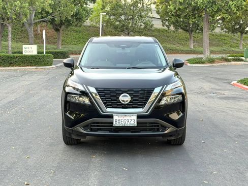 Used 2021 Nissan Rogue S FWD image 9