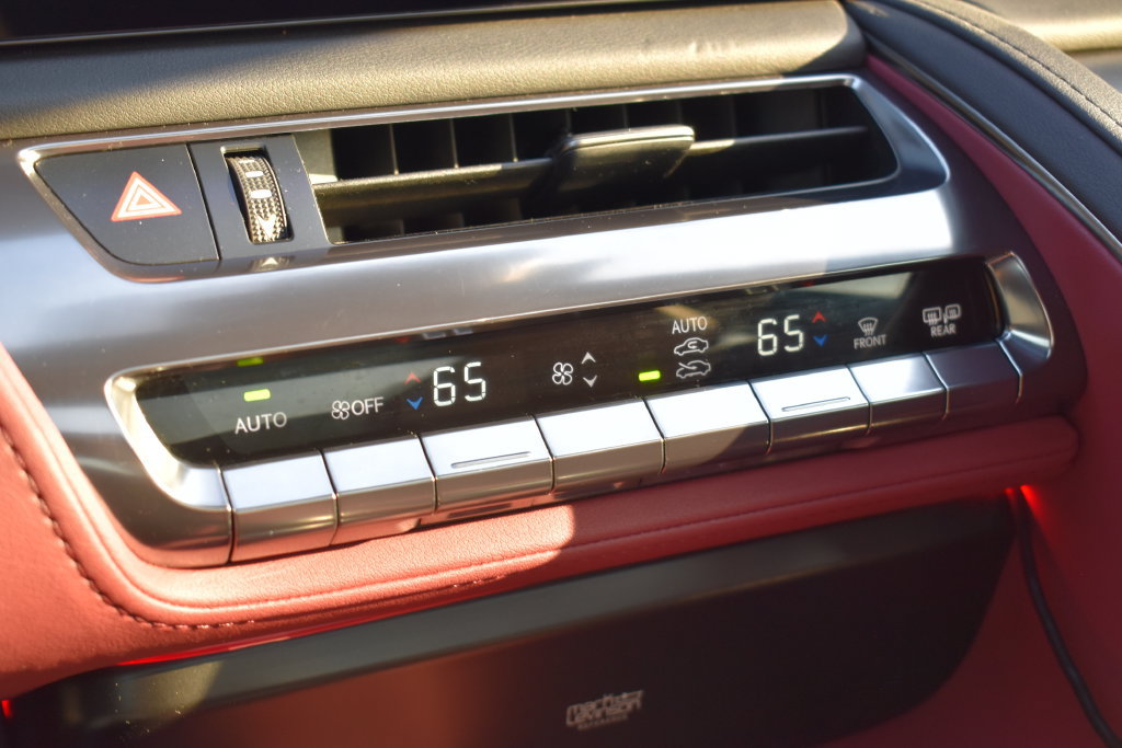 Used 2024 Lexus LC 500 Coupe w/ Sport Package RWD image 19