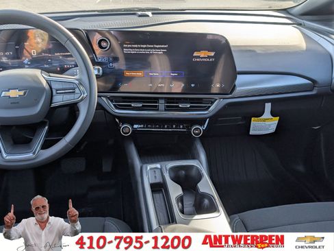 New 2026 Chevrolet Equinox EV LT image 14