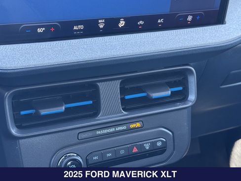 Used 2025 Ford Maverick XLT w/ Equipment Group 302A AWD/4WD image 20