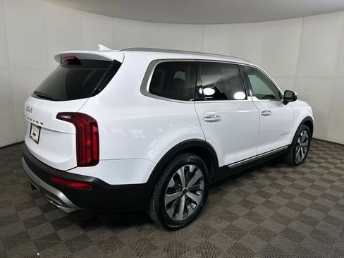 Used 2022 Kia Telluride S AWD/4WD image 3