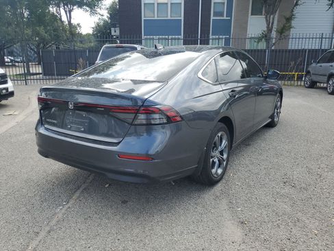 Used 2023 Honda Accord EX image 6