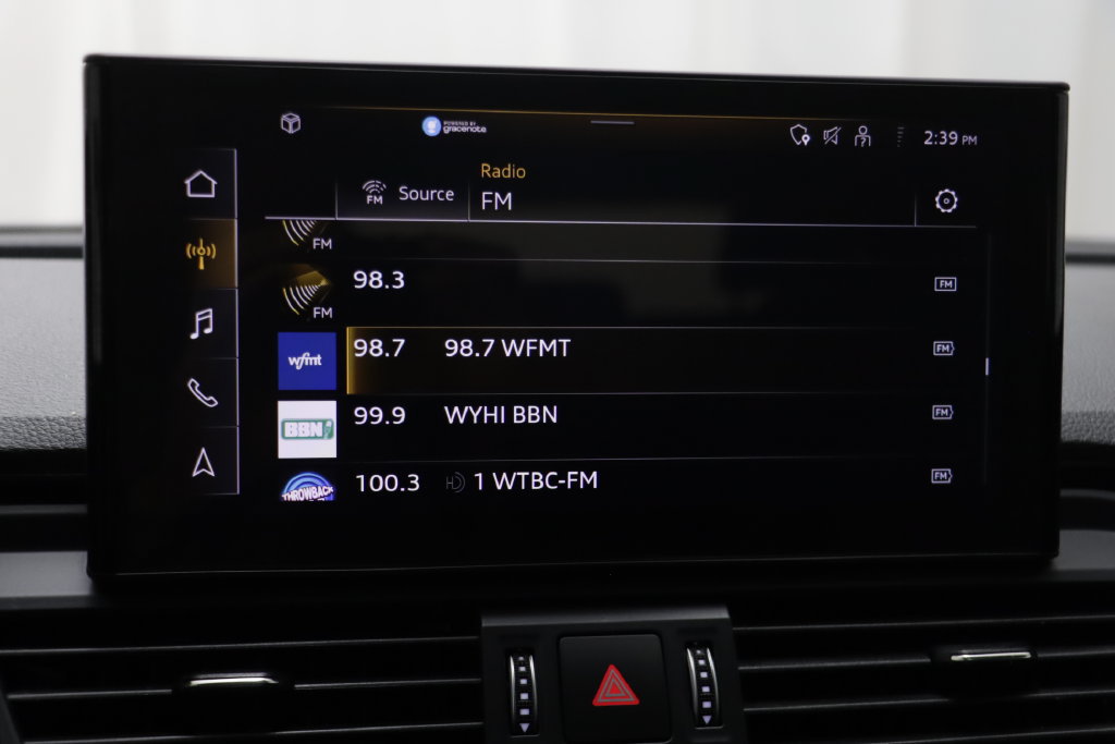 Used 2023 Audi Q5 2.0T Premium w/ Convenience Package AWD/4WD image 8