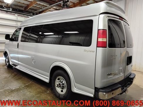 Used 2014 GMC Savana 2500 Extended RWD image 6