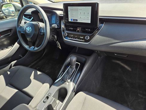 Used 2024 Toyota Corolla LE FWD image 11