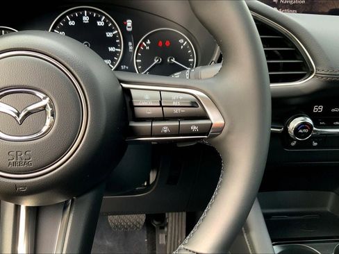 Used 2025 MAZDA MAZDA3 2.5 Turbo Sedan w/Premium Plus image 23