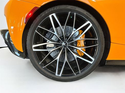 Used 2025 McLaren GTS image 31