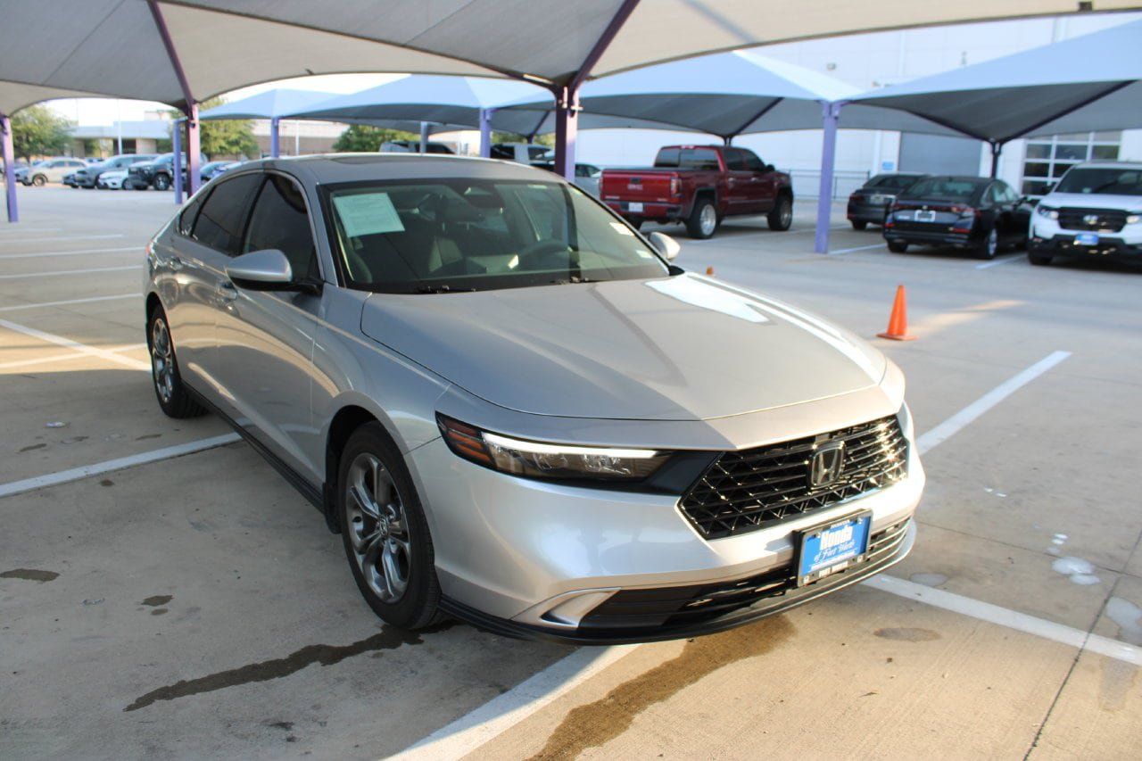 Used 2024 Honda Accord EX image 8