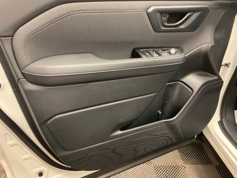 New 2026 Subaru Forester Premium image 9