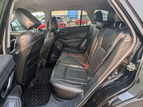 Used 2020 Subaru Outback Premium w/ Popular Package #1 AWD/4WD image 12