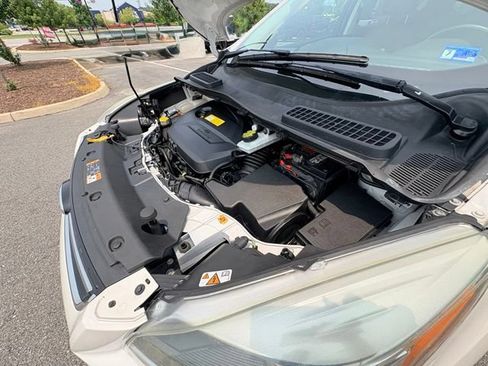 Used 2016 Ford Escape Titanium w/ Equipment Group 301A FWD image 32